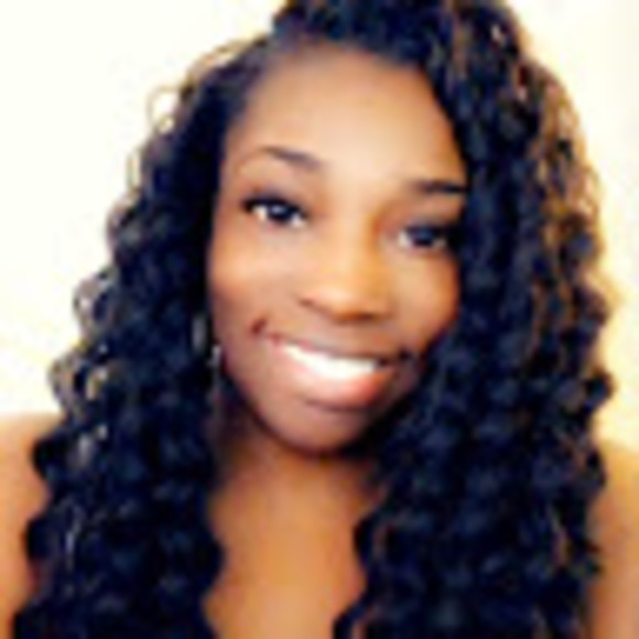 elainamills800
